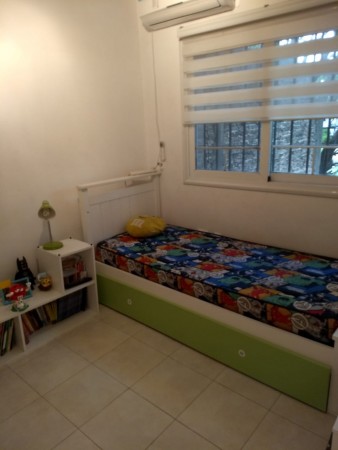 VENTA HERMOSO DUPLEX CON ENTRADA AUTO