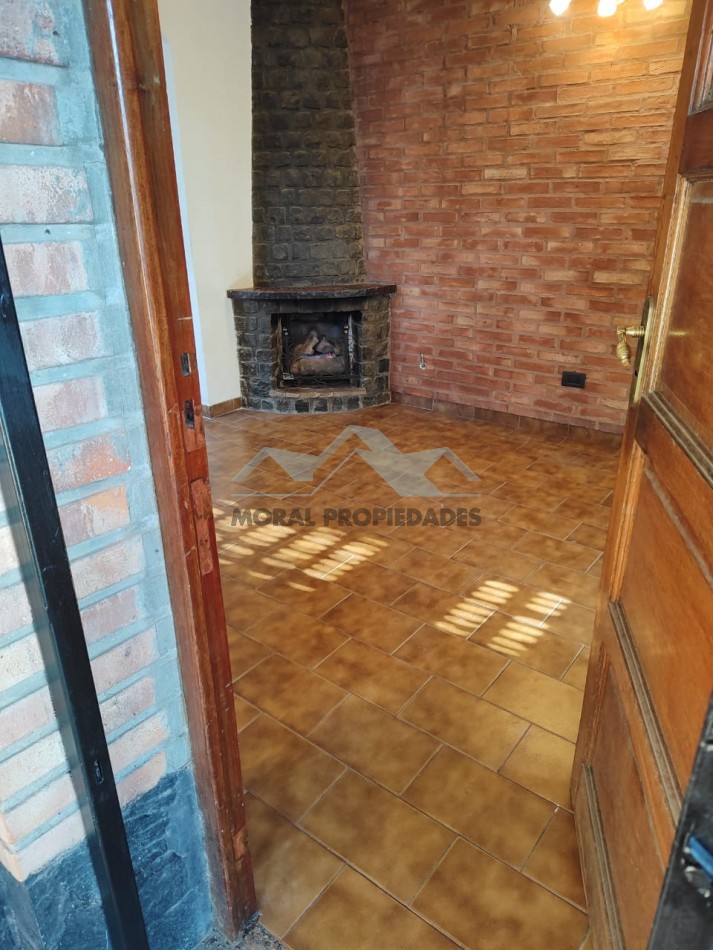 ALQUILO DUPLEX EXCELENTE UBICACION