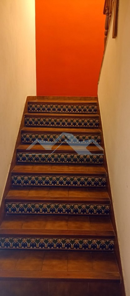 ALQUILO DUPLEX EXCELENTE UBICACION