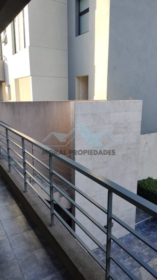 alquilo tres ambientes con cochera y terraza excelente ubicacion en castlear norte