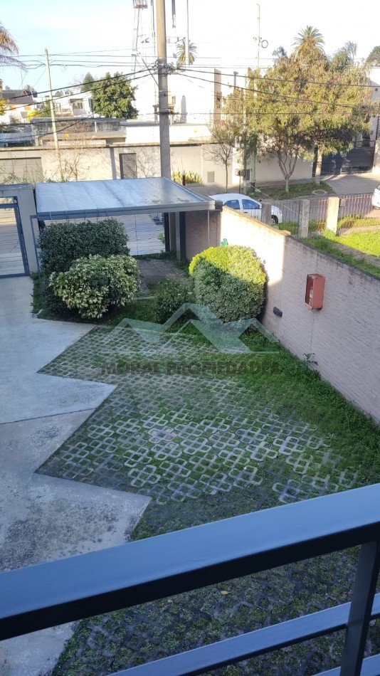 alquilo tres ambientes con cochera y terraza excelente ubicacion en castlear norte