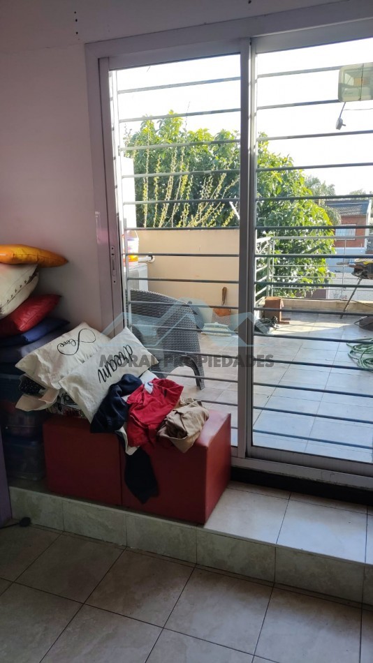 alquilo tres ambientes con cochera y terraza excelente ubicacion en castlear norte