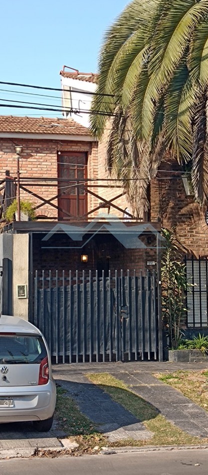 ALQUILO DUPLEX EXCELENTE UBICACION