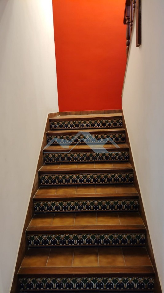 ALQUILO DUPLEX EXCELENTE UBICACION