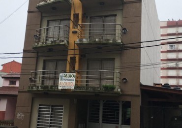 OPORTUNIDAD EDIFICIO SUB DIVIDIDO- VENTA SIETE UNIDADES FUNCIONALES DOS COCHERAS consulte