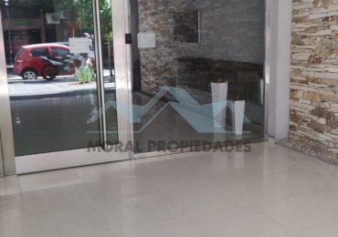 ALQUILO DOS AMBIENTES 3er. piso FRENTE CASTELAR NORTE 